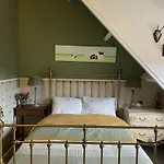 לינה וארוחת בוקר D'oude Hoeve Rijsbergen